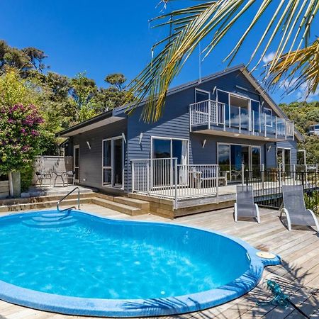 Harbour View Villa Whangaroa Exterior photo